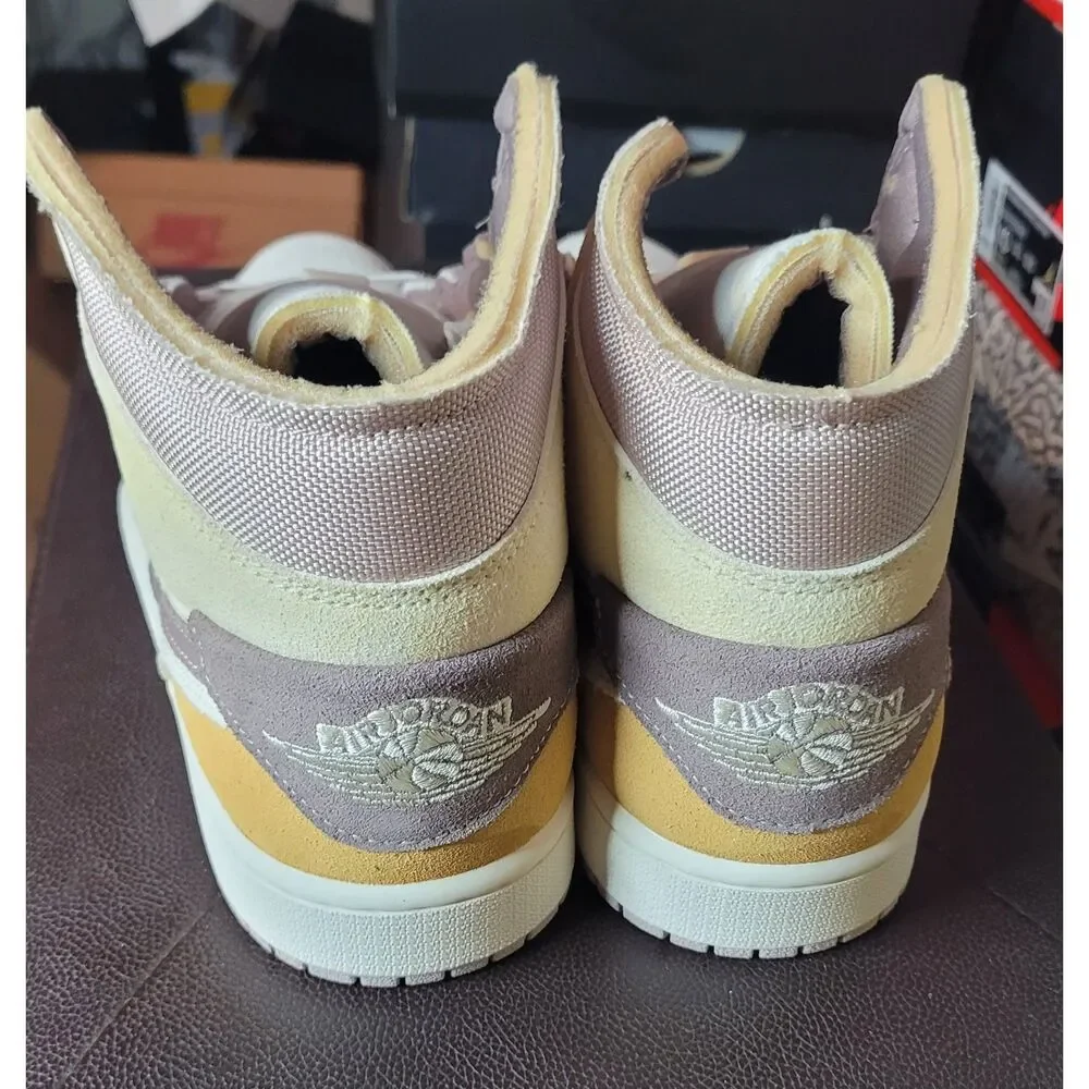 Air Jordan 1 Mid SE Craft Taupe Haze Inside Out DM9652-102 Size 10 New
